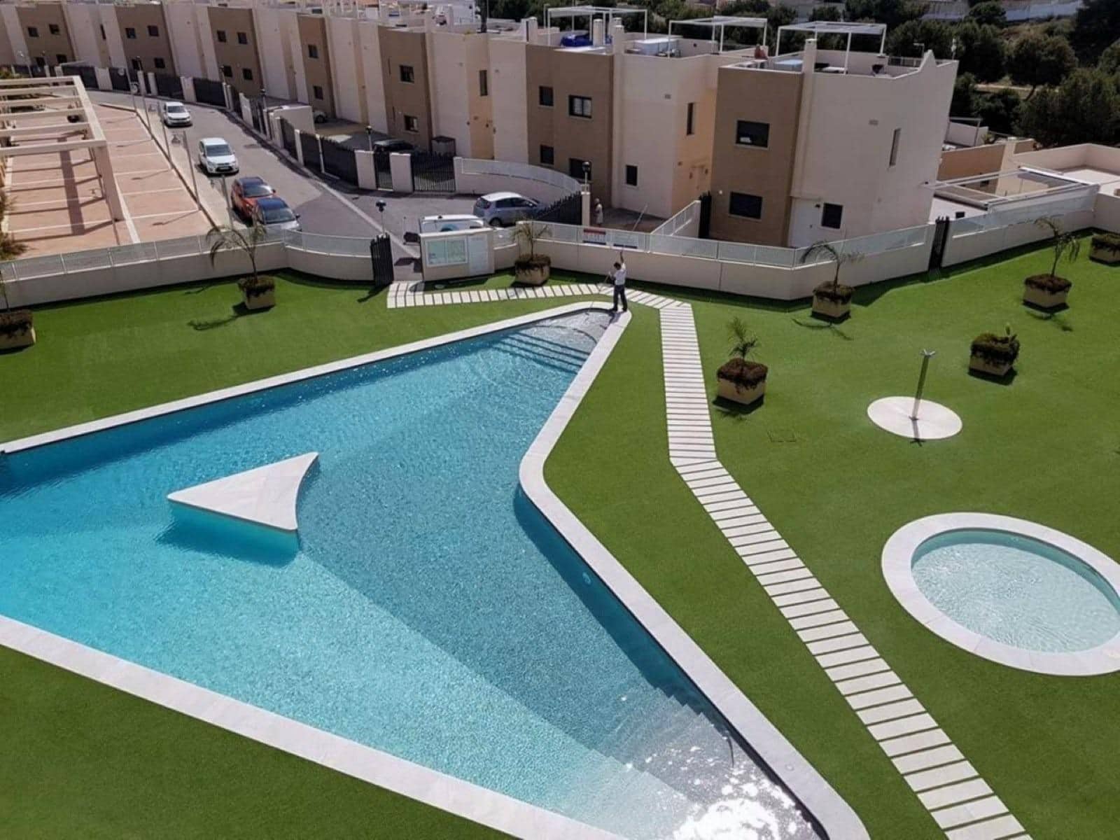 2 bedroom Apartment for sale in La Zenia with pool - € 299,000 (Ref: 10162280)