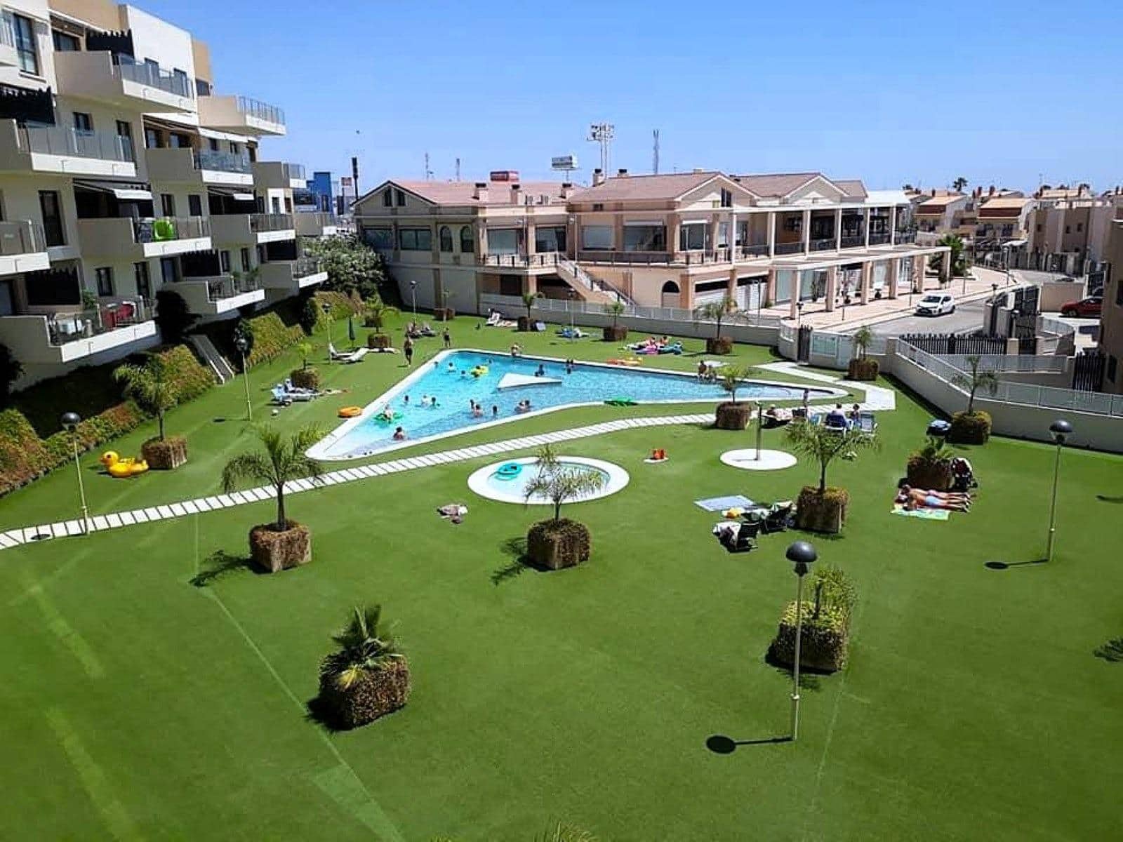 2 bedroom Apartment for sale in La Zenia with pool - € 299,000 (Ref: 10162280)