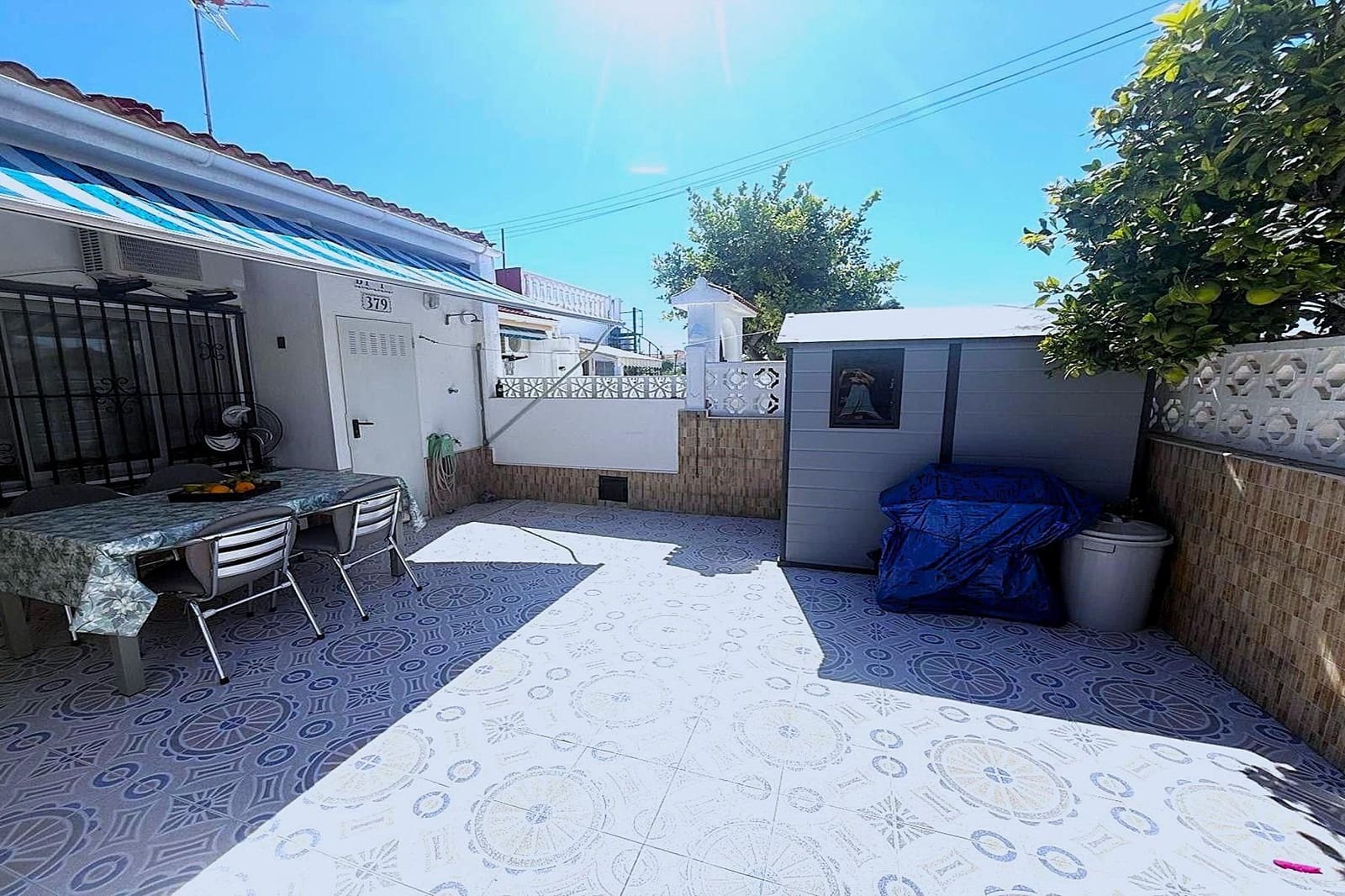 Adosado de 2 habitaciones en Torrevieja en venta - 149.000 € (Ref: 10165055)