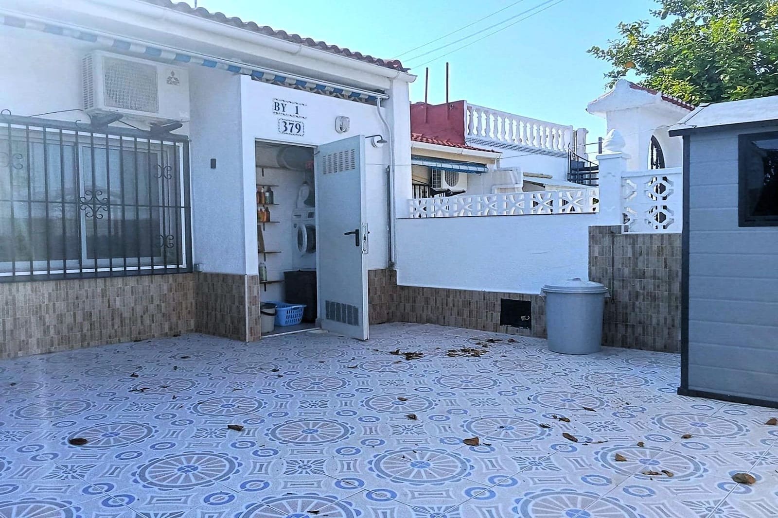 Adosado de 2 habitaciones en Torrevieja en venta - 149.000 € (Ref: 10165055)