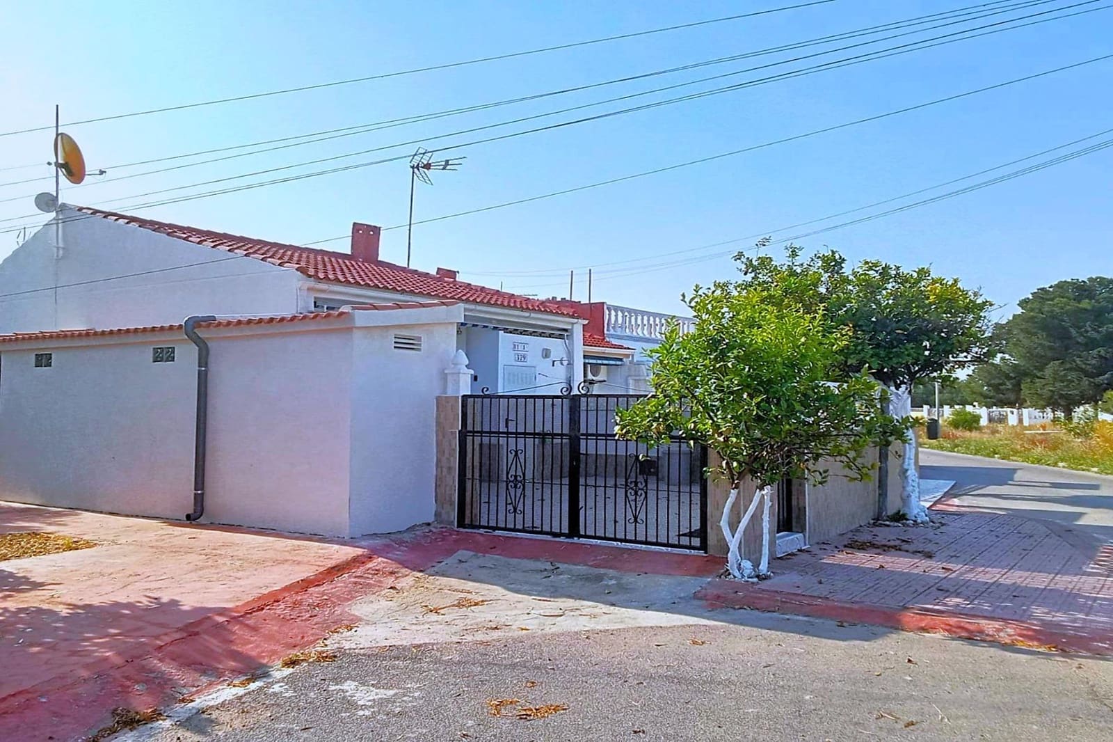 Adosado de 2 habitaciones en Torrevieja en venta - 149.000 € (Ref: 10165055)