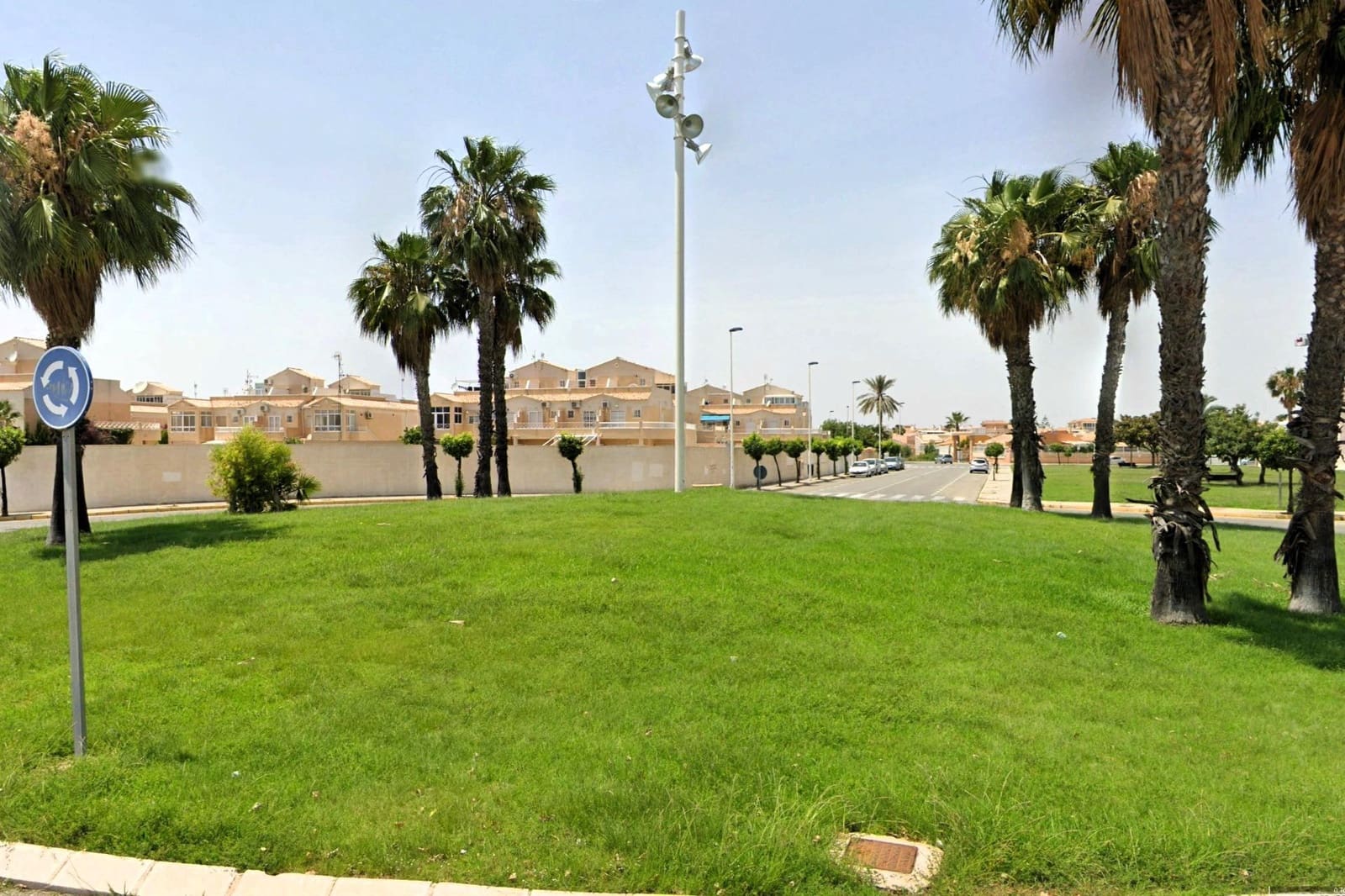 Adosado de 2 habitaciones en Torrevieja en venta - 149.000 € (Ref: 10165055)