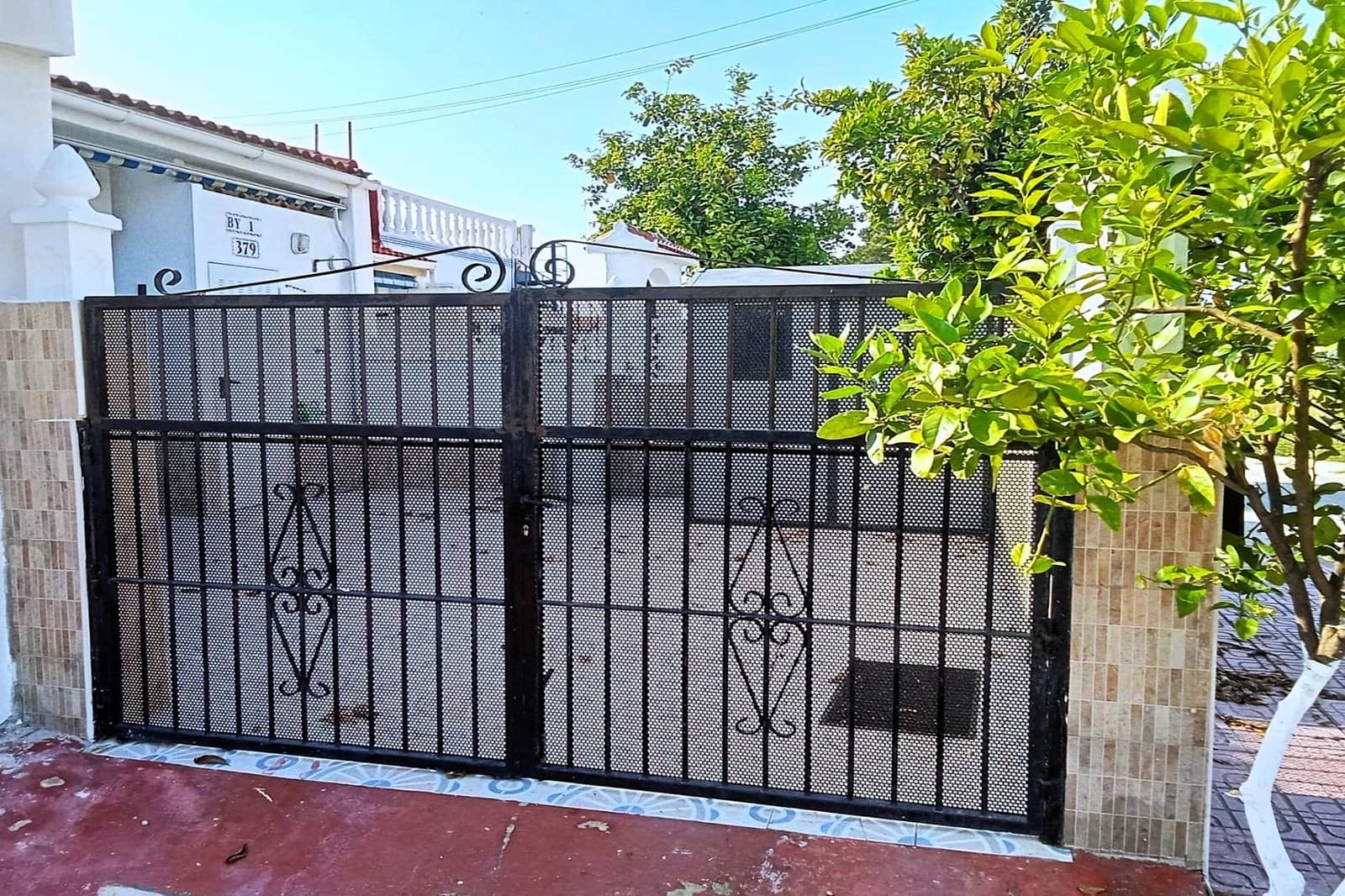 Adosado de 2 habitaciones en Torrevieja en venta - 149.000 € (Ref: 10165055)