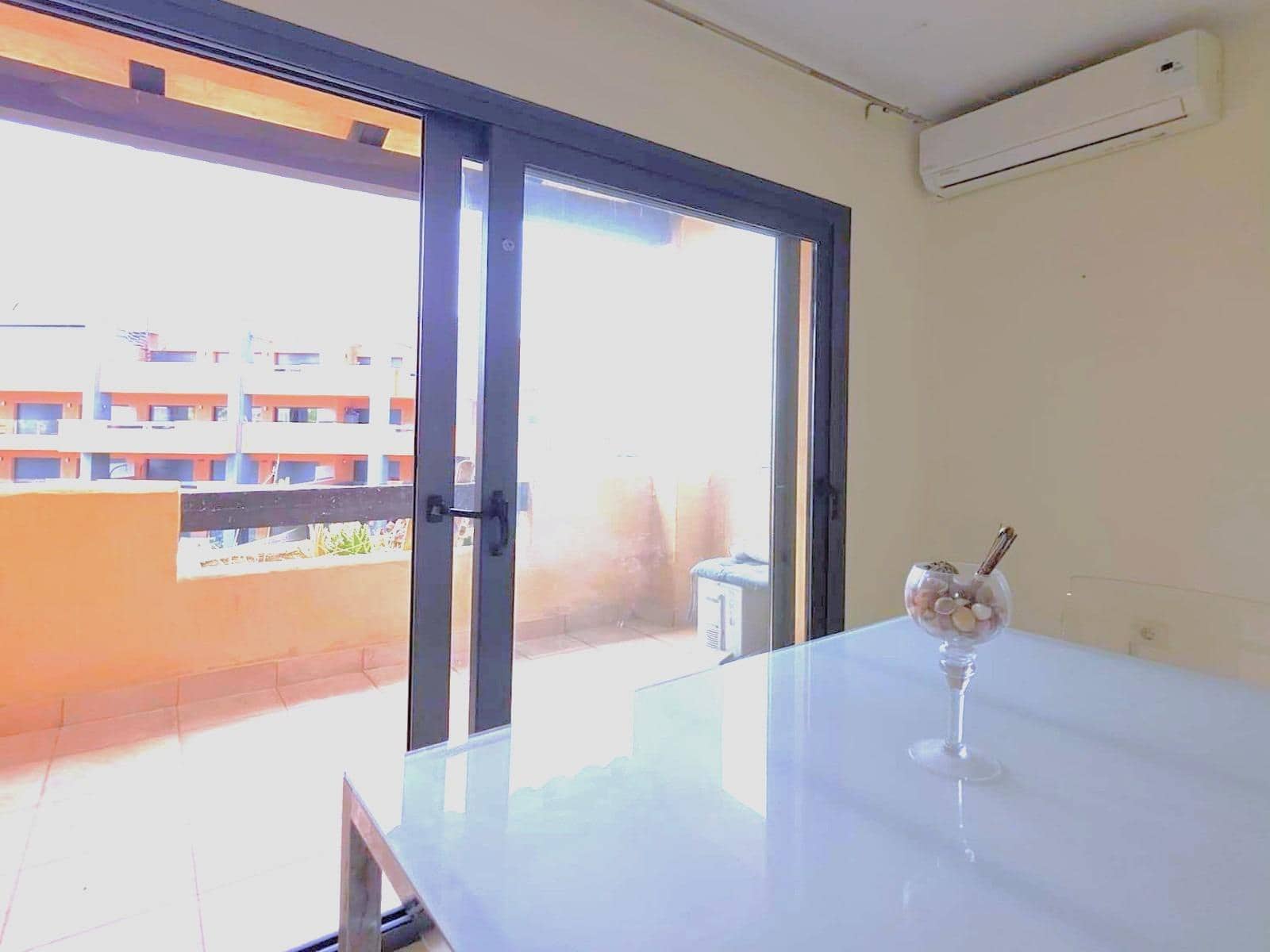 4 soveværelse Rækkehus til salg i Villamartin med swimmingpool - € 289.000 (Ref: 10175233)