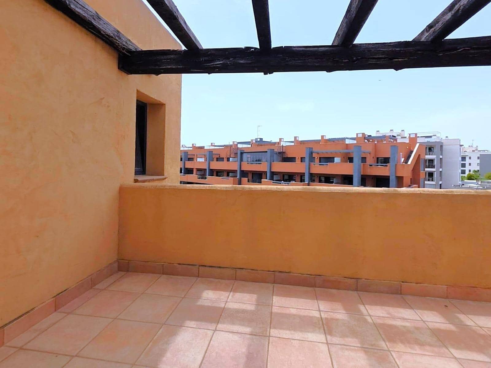 4 soveværelse Rækkehus til salg i Villamartin med swimmingpool - € 289.000 (Ref: 10175233)