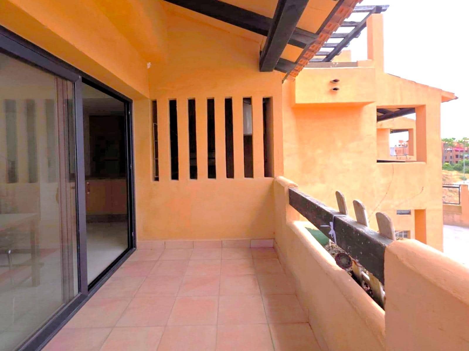 4 soveværelse Rækkehus til salg i Villamartin med swimmingpool - € 289.000 (Ref: 10175233)