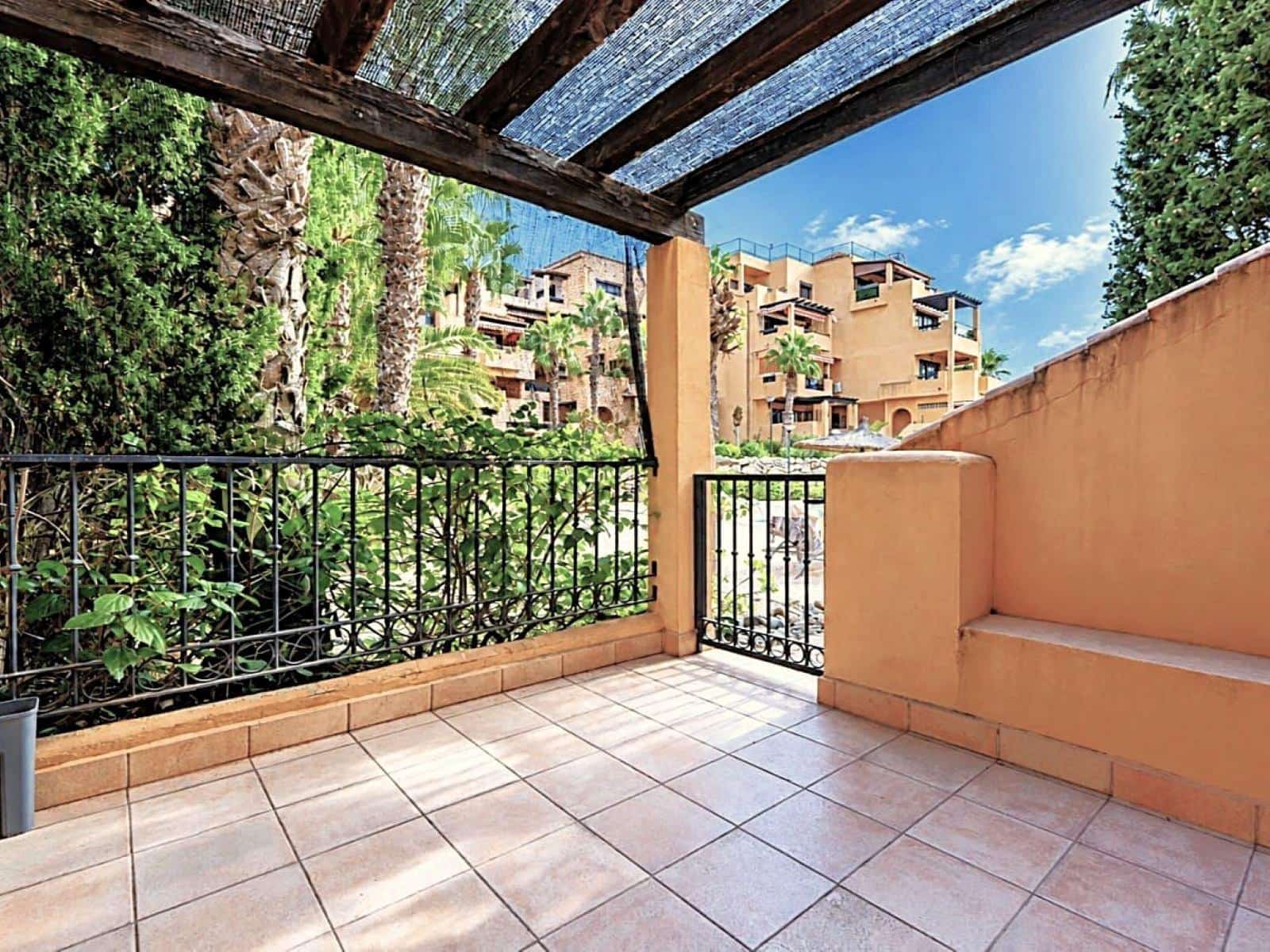 4 soveværelse Rækkehus til salg i Villamartin med swimmingpool - € 289.000 (Ref: 10175233)