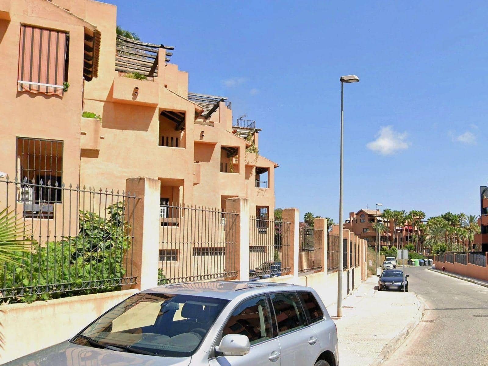 4 soveværelse Rækkehus til salg i Villamartin med swimmingpool - € 289.000 (Ref: 10175233)