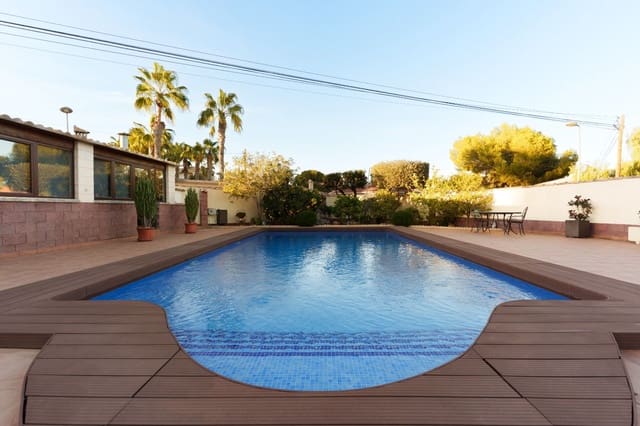 7 soveværelse Villa til salg i Los Balcones - Los Altos, Torrevieja med swimmingpool - € 930.000 (Ref: 9871950)