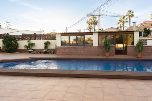 7 soveværelse Villa til salg i Los Balcones - Los Altos, Torrevieja med swimmingpool - € 930.000 (Ref: 9871950)