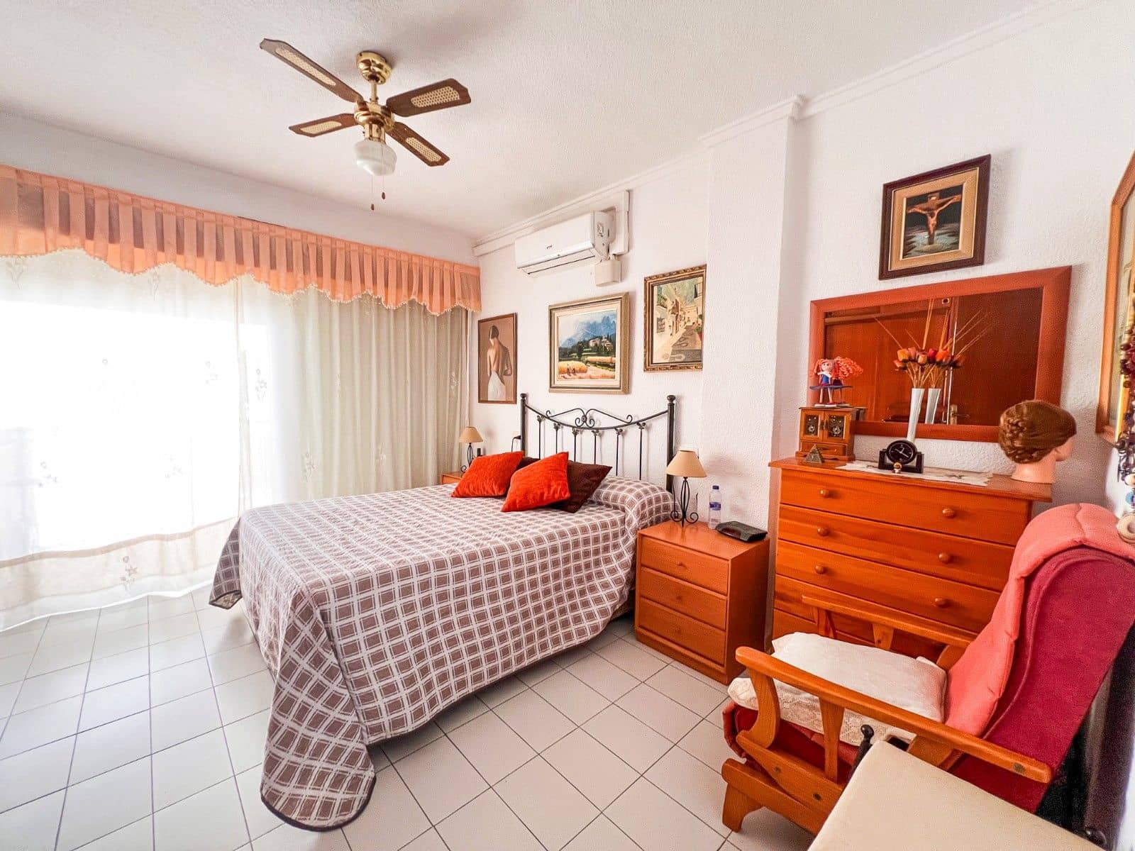 2 quarto Penthouse para venda em Guardamar del Segura com garagem - 239 000 € (Ref: 9871952)