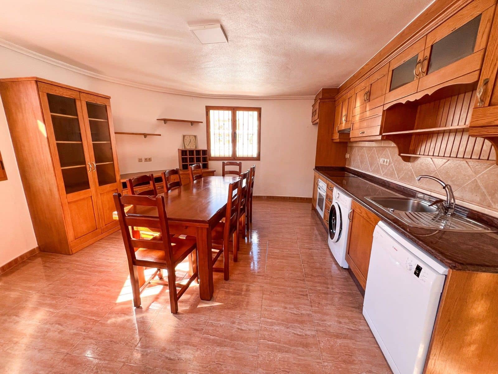 6 sovrum Semi-fristående Villa till salu i Torrevieja med pool - 480 000 € (Ref: 9871953)