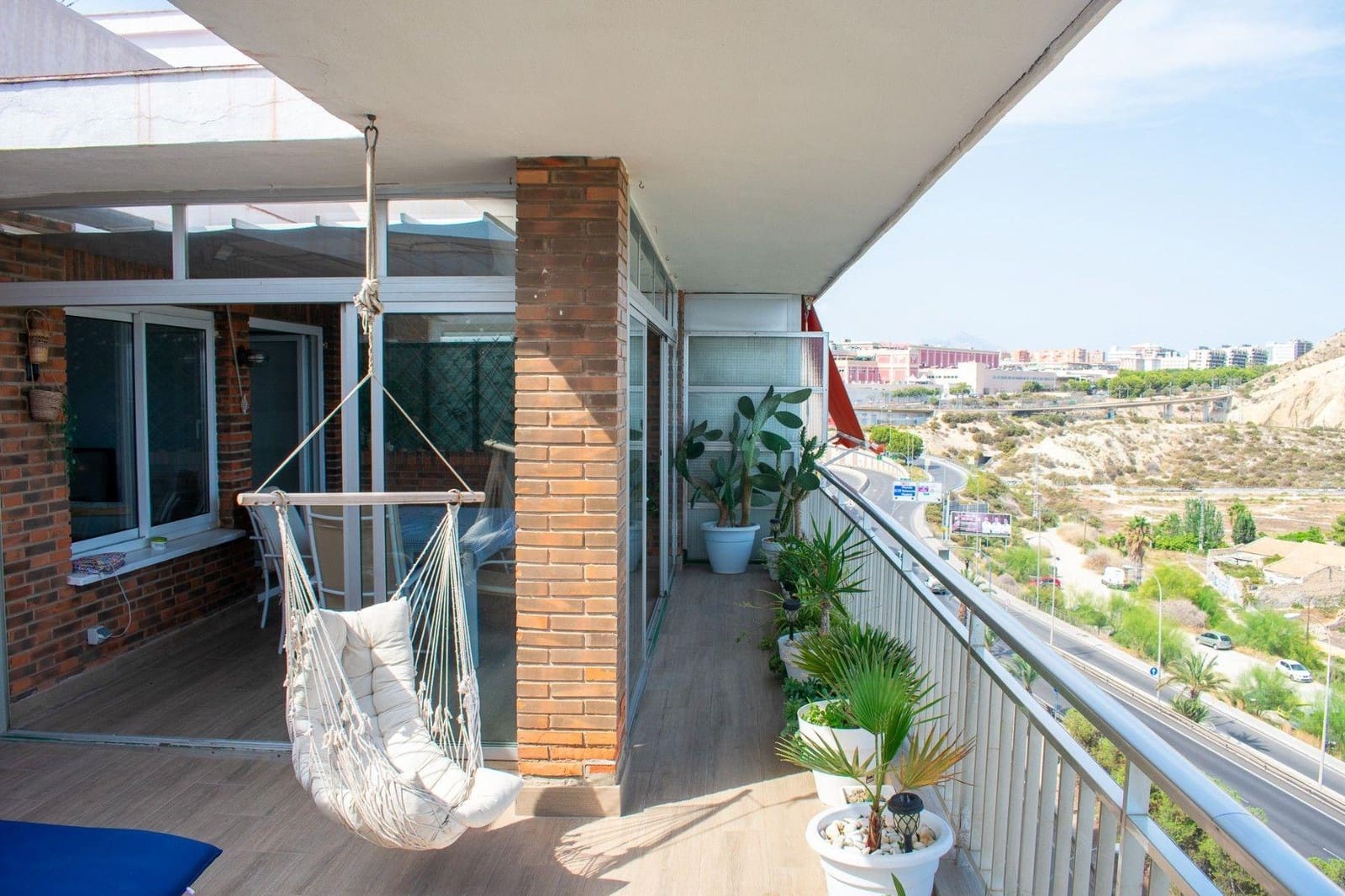 Ático de 2 habitaciones en Alicante / Alacant ciudad en venta - 625.000 € (Ref: 9871960)