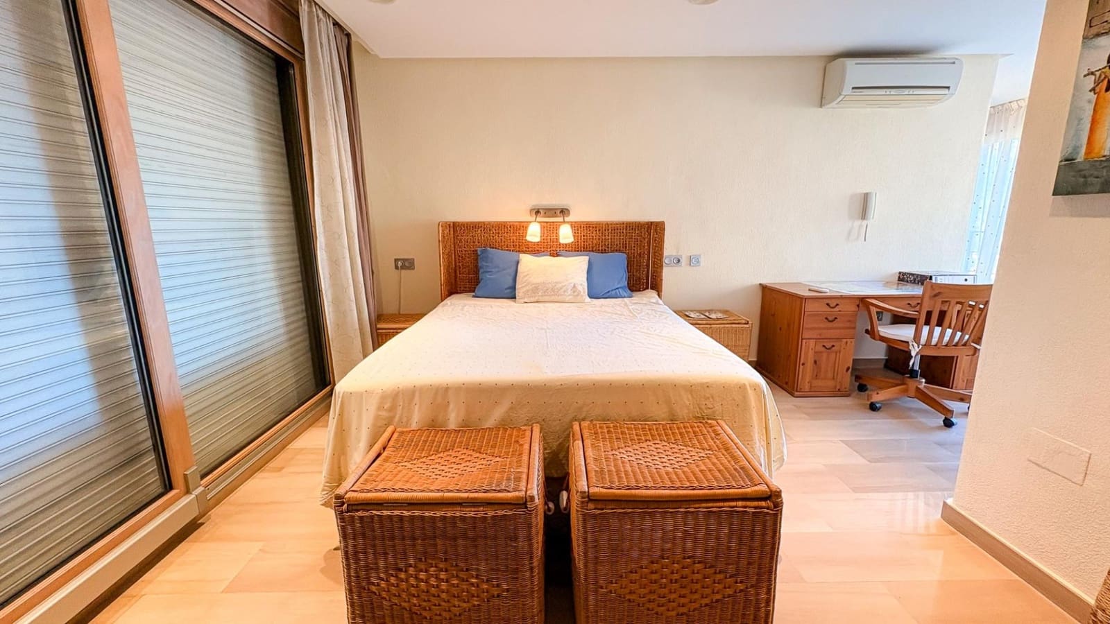 4 bedroom Villa for sale in Guardamar del Segura with pool garage - € 890,000 (Ref: 9871966)