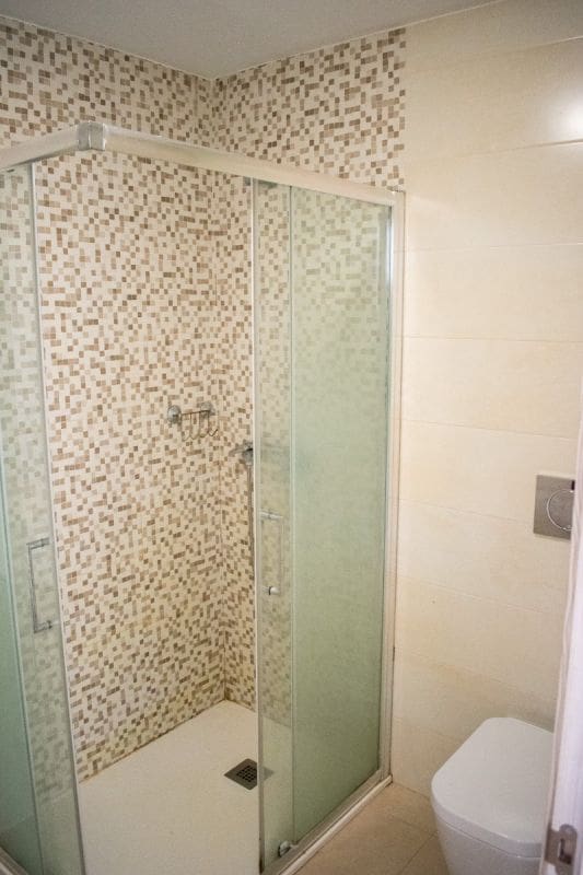2 sypialnia Apartament na sprzedaż w Orihuela Costa z basenem garażem - 246 000 € (Ref: 9871968)