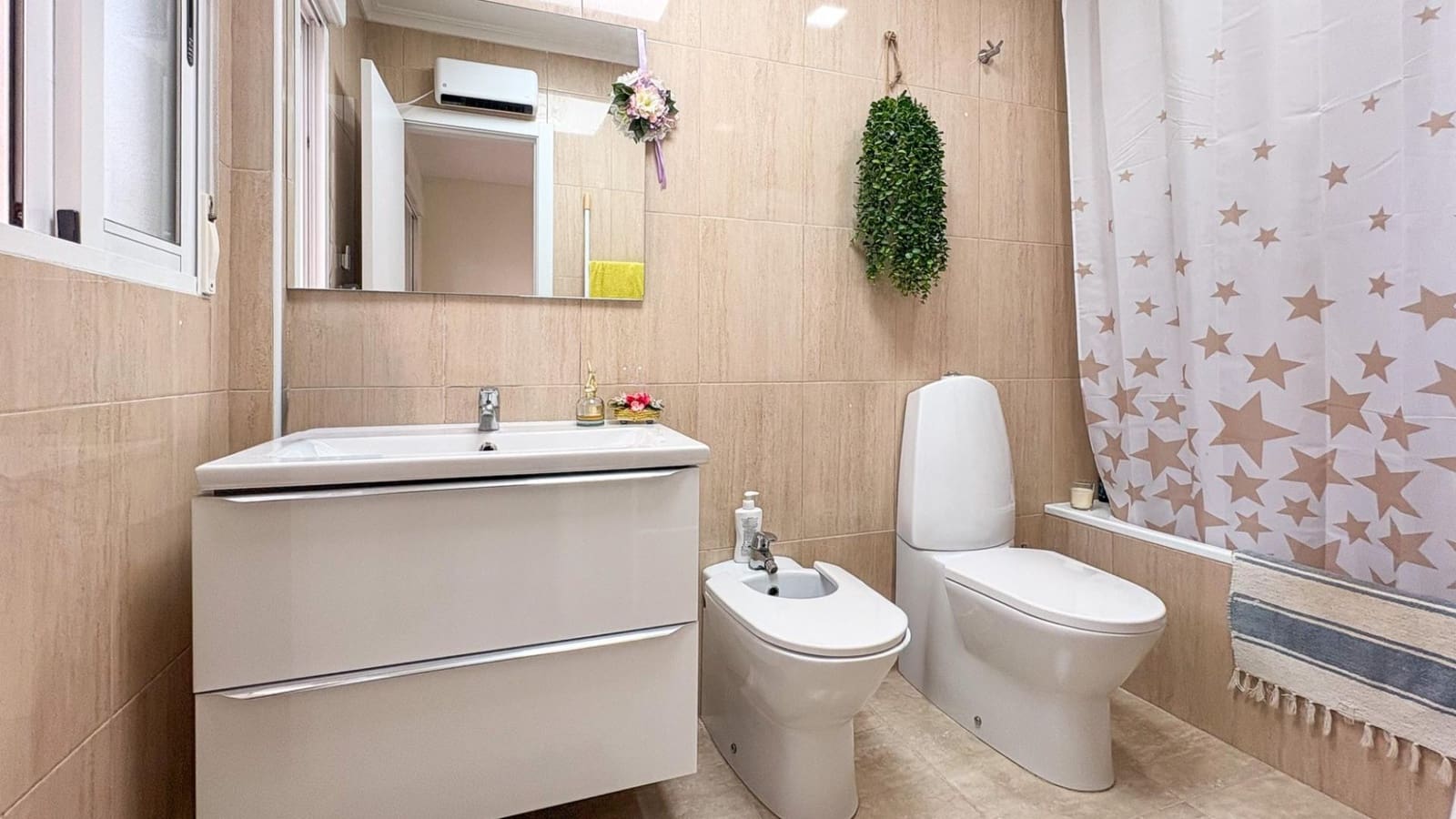 3 soverom Hus til salgs i Arenales del Sol med svømmebasseng garasje - € 349 000 (Ref: 9871971)
