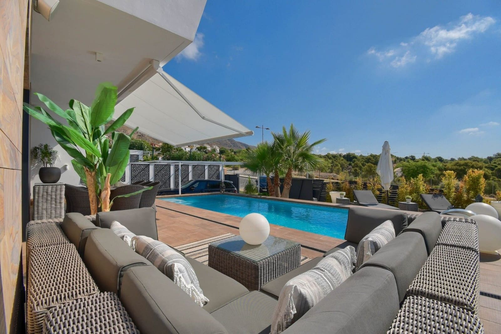 2 sovrum Villa till salu i Finestrat med pool garage - 654 000 € (Ref: 9871972)