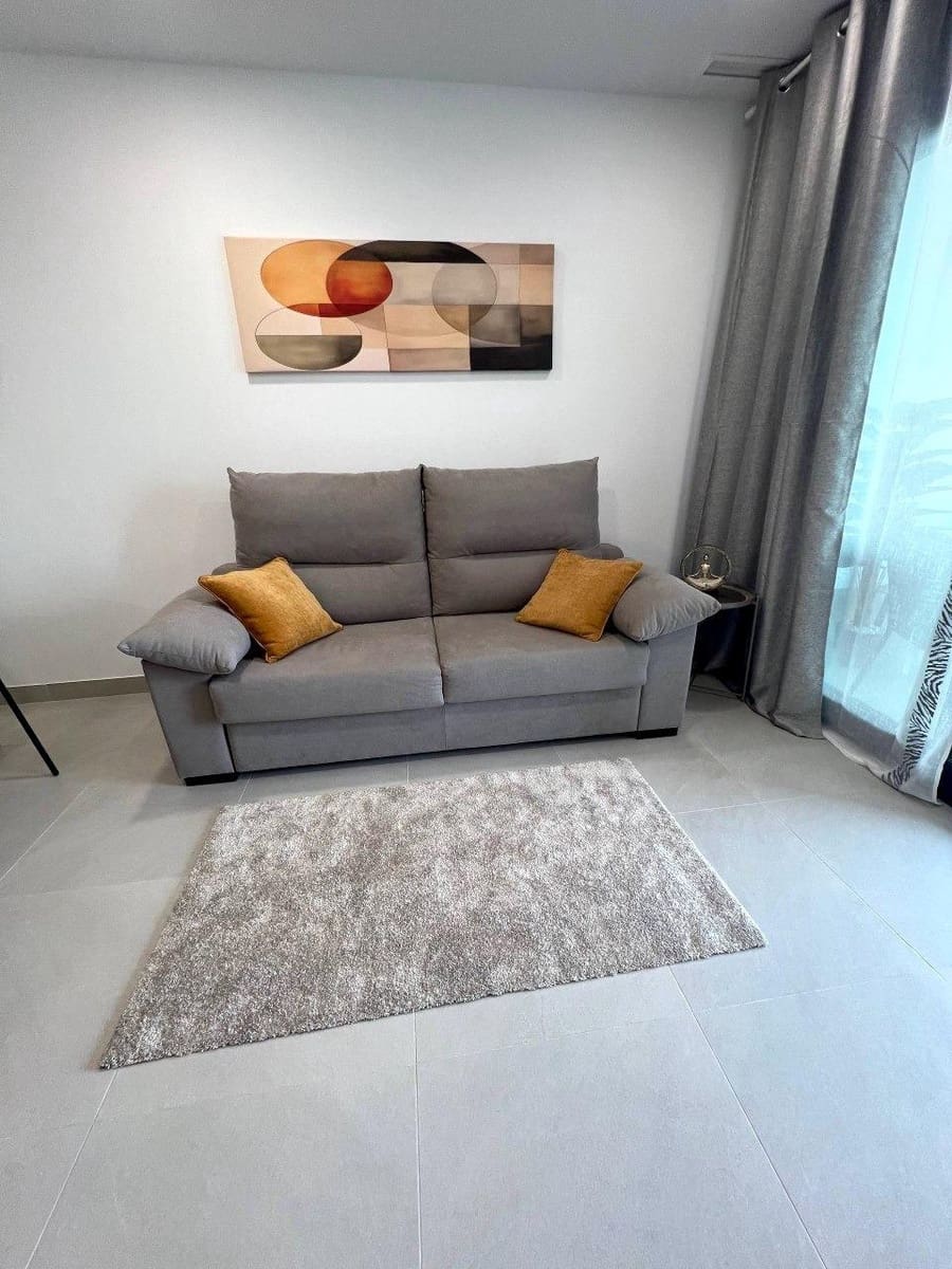 2 slaapkamer Appartement te koop in Torrevieja met zwembad - € 349.990 (Ref: 9871974)