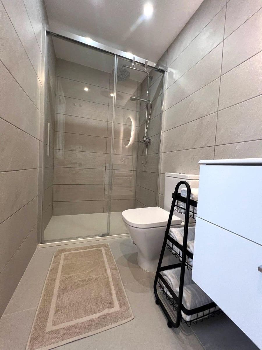 2 slaapkamer Appartement te koop in Torrevieja met zwembad - € 349.990 (Ref: 9871974)