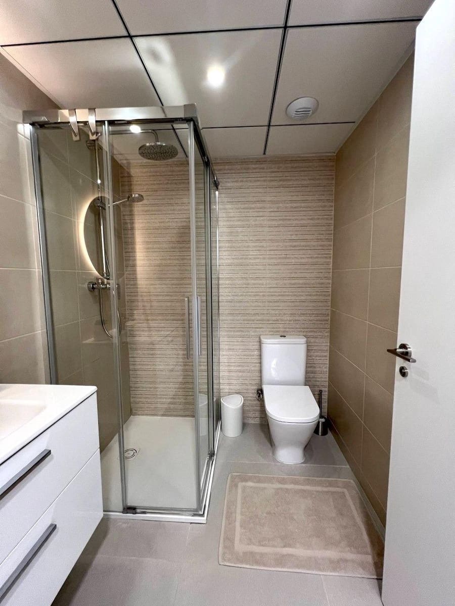 2 slaapkamer Appartement te koop in Torrevieja met zwembad - € 349.990 (Ref: 9871974)