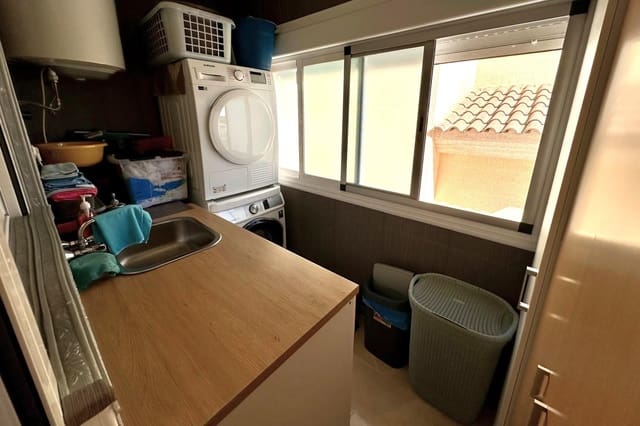 4 quarto Moradia Geminada para venda em San Miguel de Salinas com piscina - 249 000 € (Ref: 9871975)