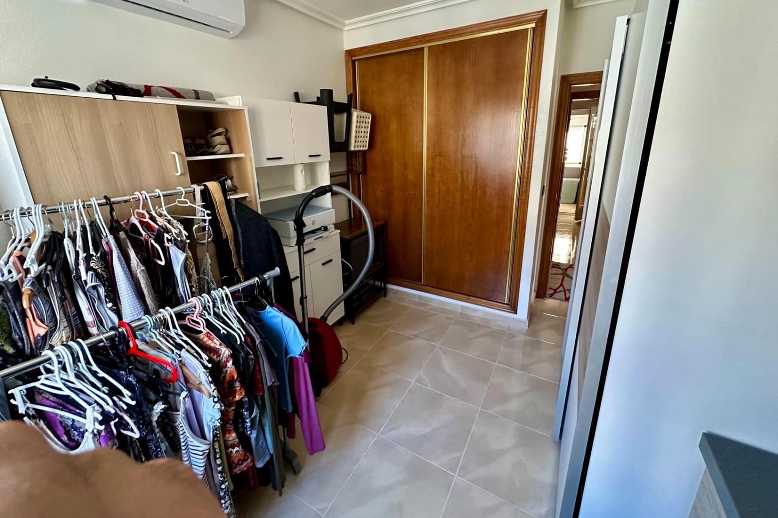 4 quarto Moradia Geminada para venda em San Miguel de Salinas com piscina - 249 000 € (Ref: 9871975)