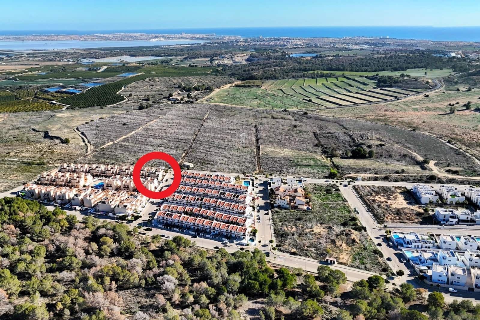 4 quarto Moradia Geminada para venda em San Miguel de Salinas com piscina - 249 000 € (Ref: 9871975)
