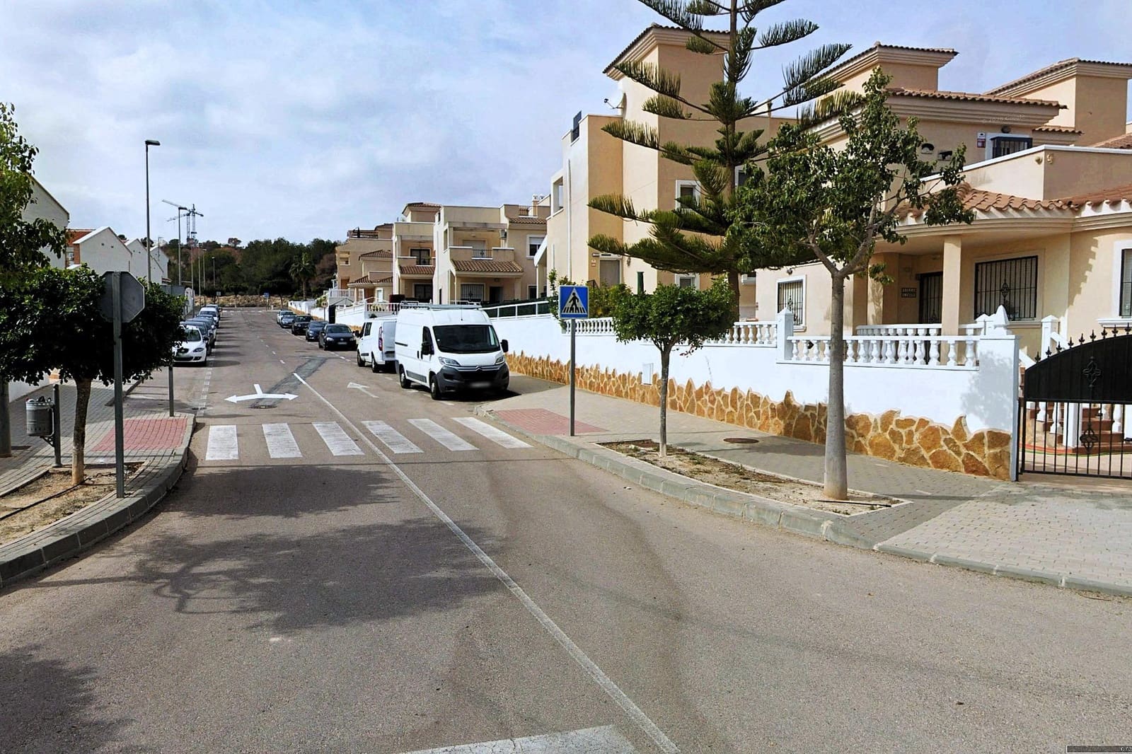 4 quarto Moradia Geminada para venda em San Miguel de Salinas com piscina - 249 000 € (Ref: 9871975)