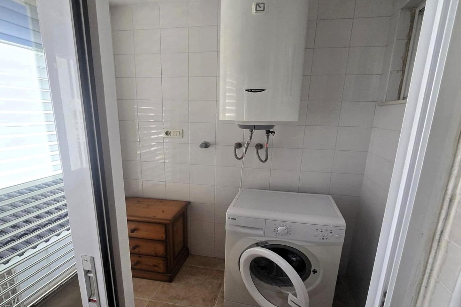 3 makuuhuone Kattohuoneisto myytävänä paikassa La Veleta mukana uima-altaan 
autotalli - 295 000 € (Ref: 9871976)