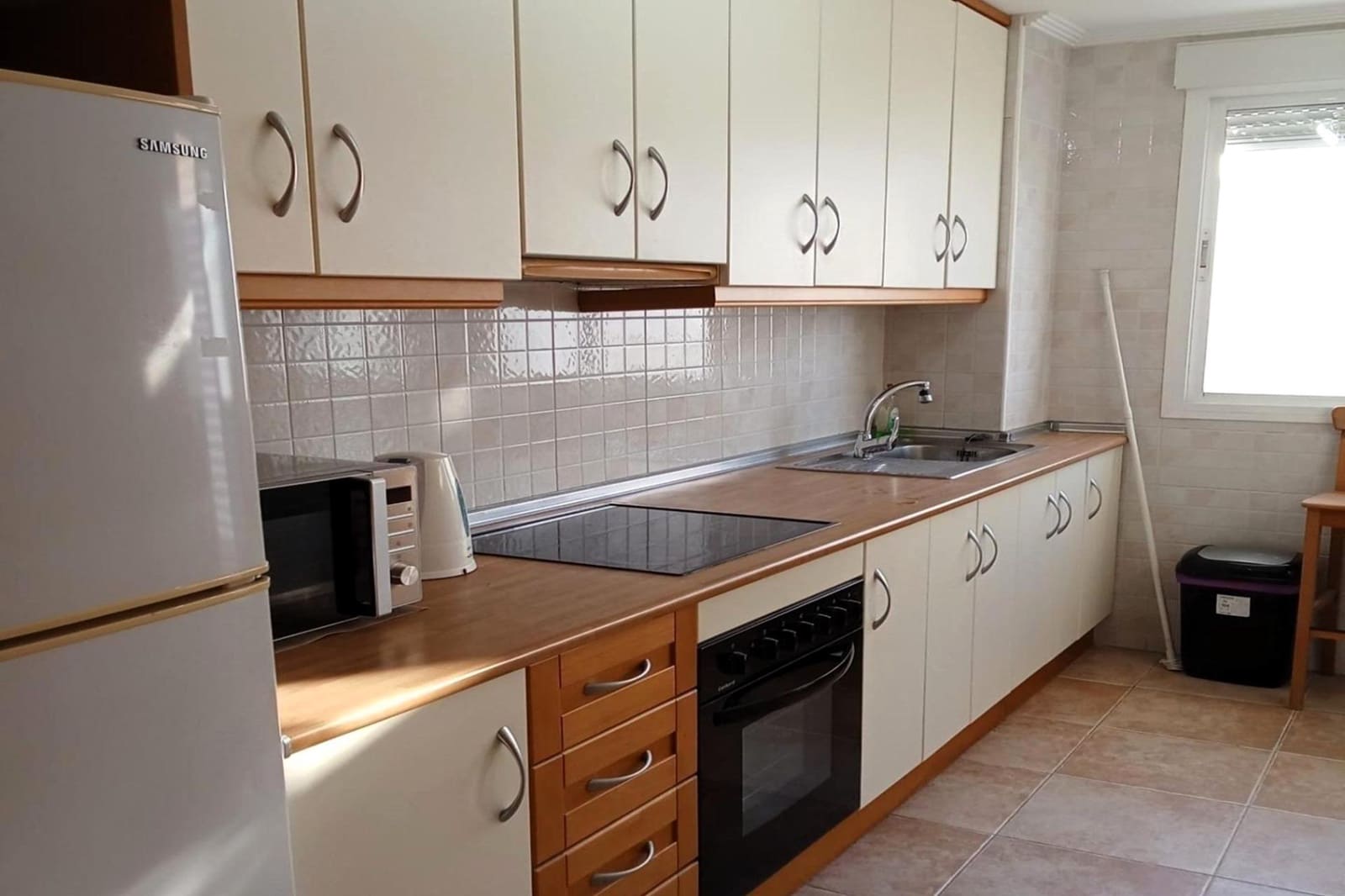 3 makuuhuone Kattohuoneisto myytävänä paikassa La Veleta mukana uima-altaan 
autotalli - 295 000 € (Ref: 9871976)