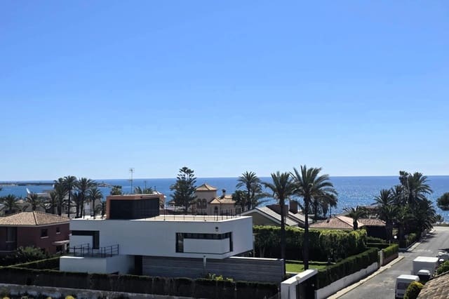 3 makuuhuone Kattohuoneisto myytävänä paikassa La Veleta, Torrevieja mukana uima-altaan 
autotalli - 295 000 € (Ref: 9871976)