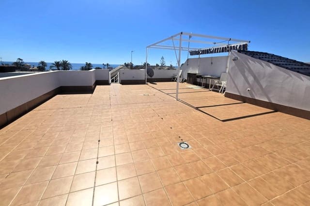 3 makuuhuone Kattohuoneisto myytävänä paikassa La Veleta, Torrevieja mukana uima-altaan 
autotalli - 295 000 € (Ref: 9871976)