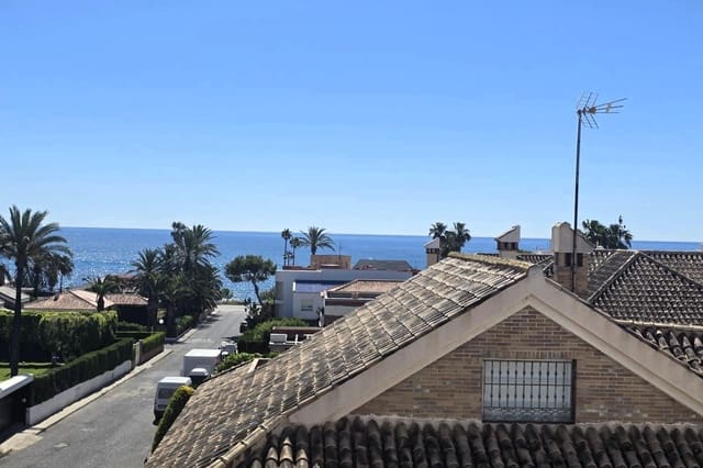 3 makuuhuone Kattohuoneisto myytävänä paikassa La Veleta, Torrevieja mukana uima-altaan 
autotalli - 295 000 € (Ref: 9871976)