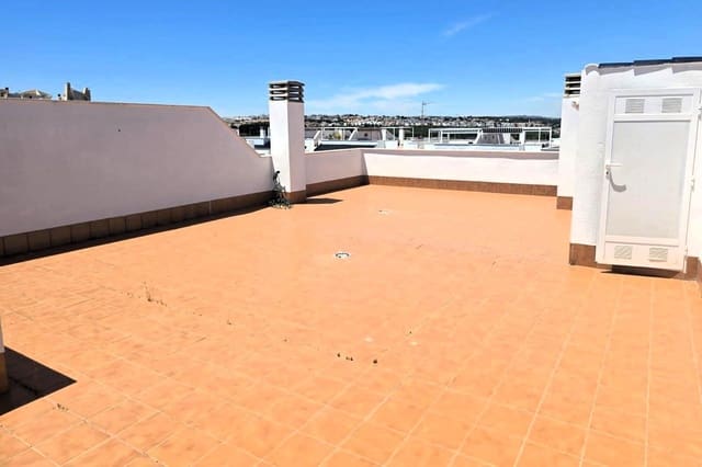 2 makuuhuone Kattohuoneisto myytävänä paikassa La Veleta, Torrevieja mukana uima-altaan 
autotalli - 258 150 € (Ref: 9871977)