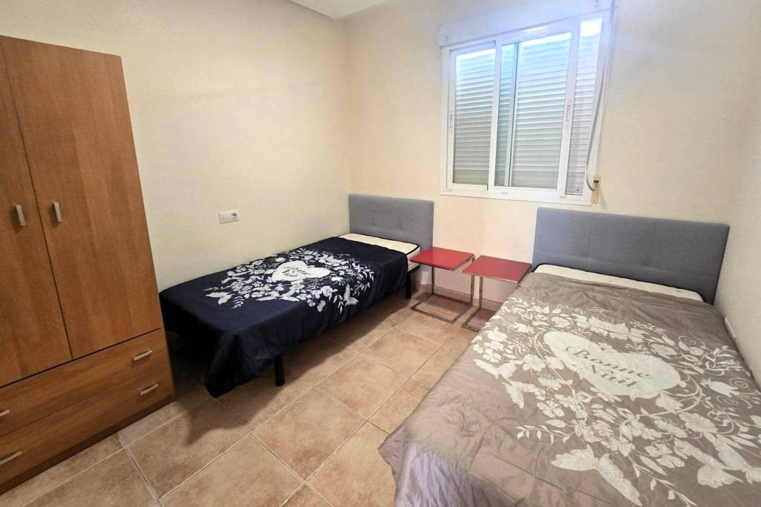 2 makuuhuone Kattohuoneisto myytävänä paikassa La Veleta mukana uima-altaan 
autotalli - 258 150 € (Ref: 9871977)