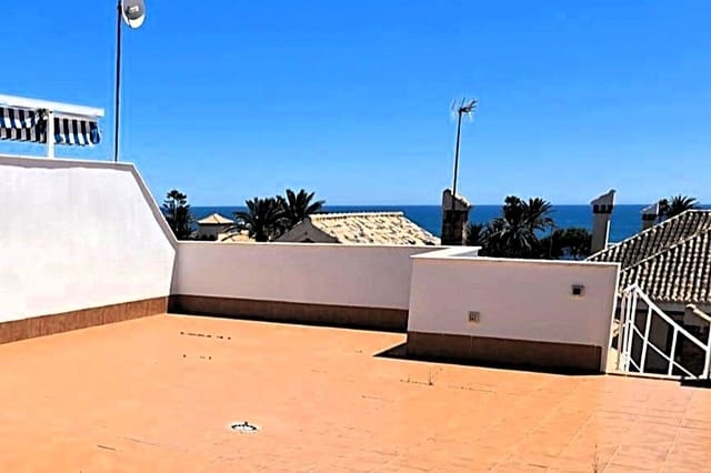 2 makuuhuone Kattohuoneisto myytävänä paikassa La Veleta, Torrevieja mukana uima-altaan 
autotalli - 258 150 € (Ref: 9871977)