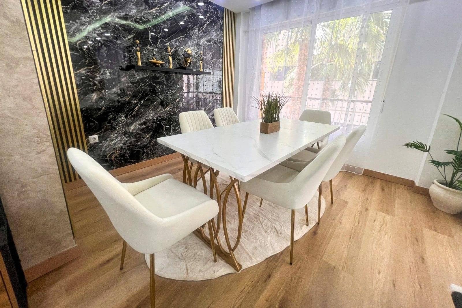 4 camera da letto Appartamento in vendita in Torrevieja - 285.000 € (Rif: 9871978)