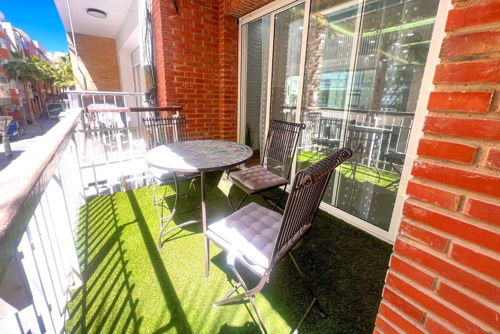 4 camera da letto Appartamento in vendita in Torrevieja - 285.000 € (Rif: 9871978)
