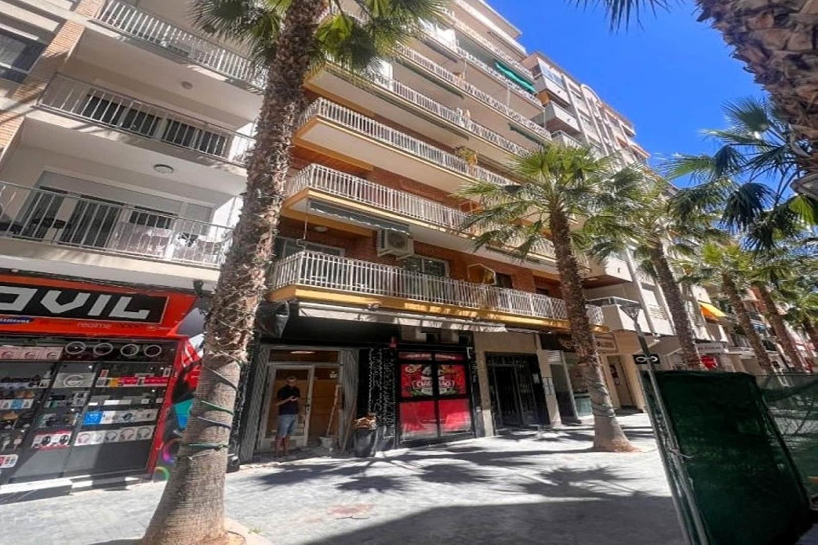 4 camera da letto Appartamento in vendita in Torrevieja - 285.000 € (Rif: 9871978)