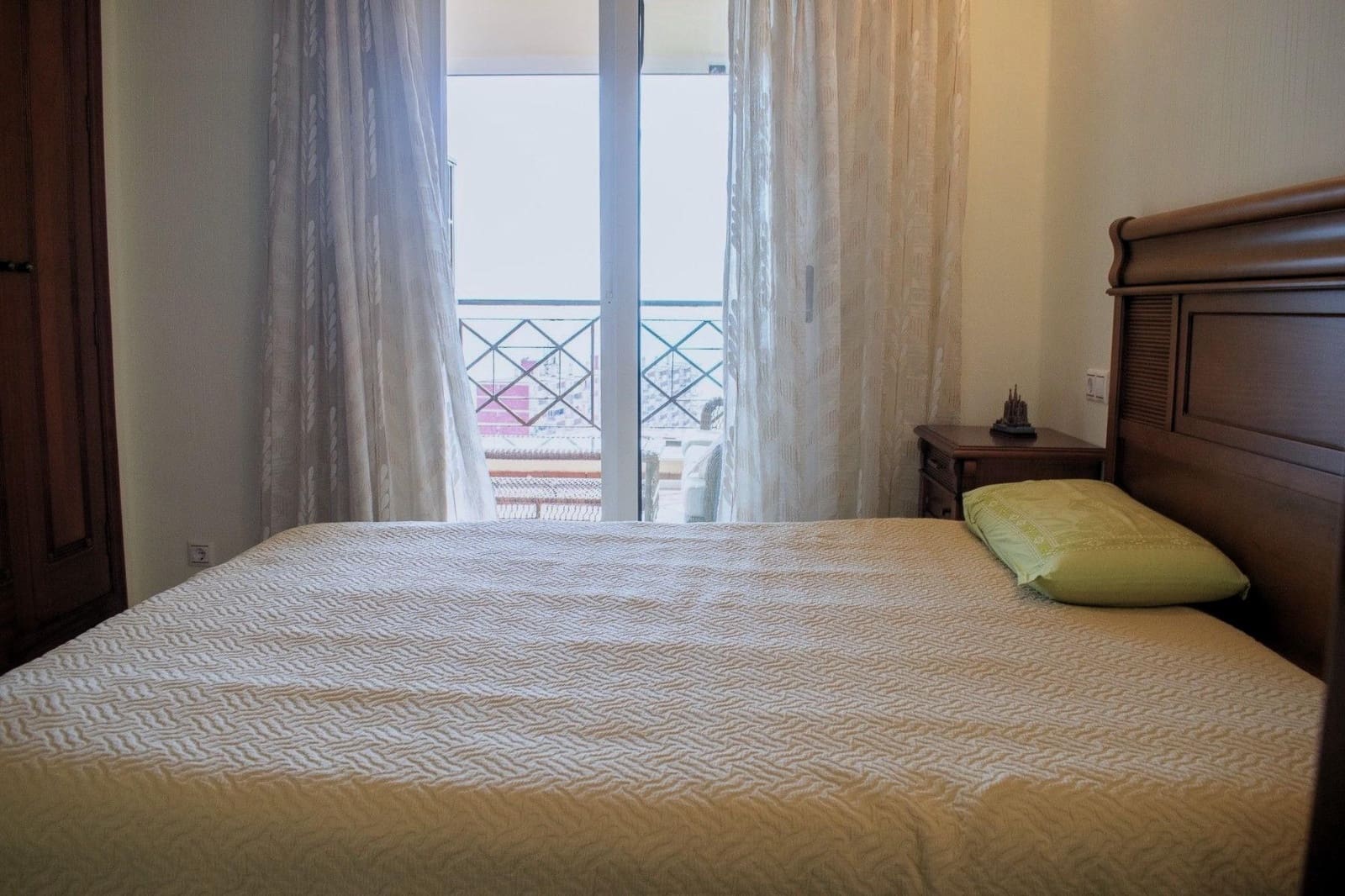 3 quarto Apartamento para venda em Torrevieja com piscina - 360 000 € (Ref: 9871979)