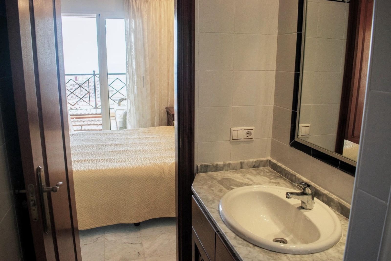 3 quarto Apartamento para venda em Torrevieja com piscina - 360 000 € (Ref: 9871979)