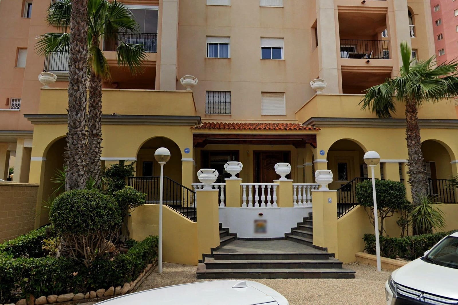 3 quarto Apartamento para venda em Torrevieja com piscina - 360 000 € (Ref: 9871979)