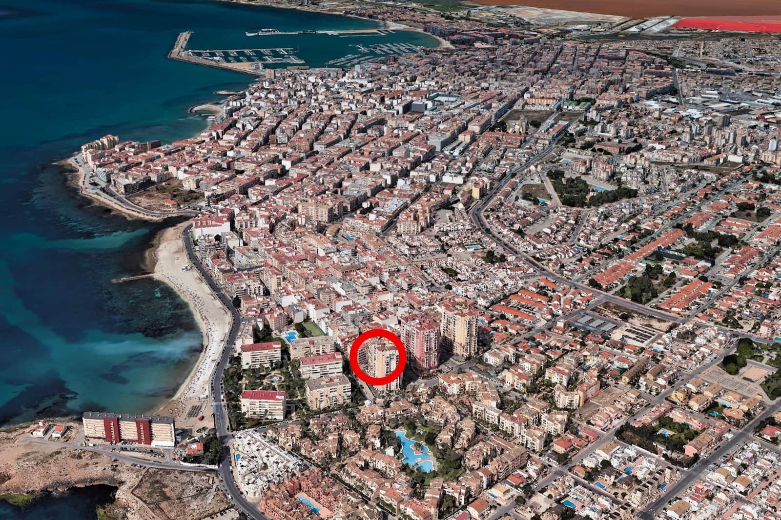 3 quarto Apartamento para venda em Torrevieja com piscina - 360 000 € (Ref: 9871979)