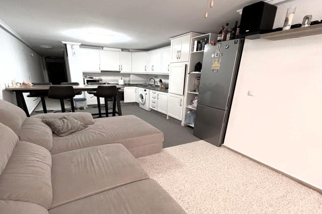 3 quarto Apartamento para venda em Playa de los Locos, Torrevieja - 190 000 € (Ref: 9871982)