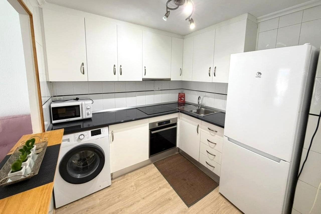 2 soveværelse Lejlighed til salg i Torrevieja med garage - € 185.900 (Ref: 9871984)
