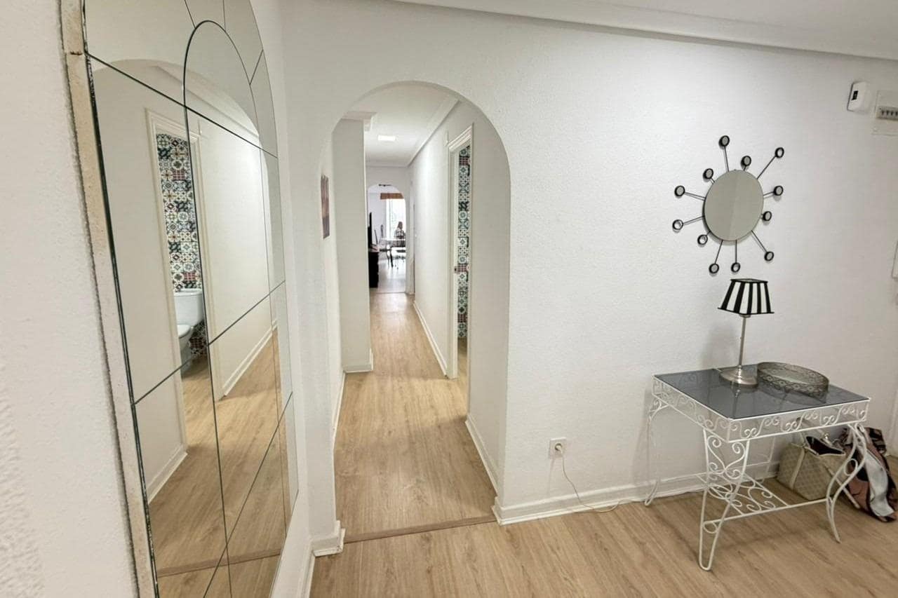 2 soveværelse Lejlighed til salg i Torrevieja med garage - € 185.900 (Ref: 9871984)