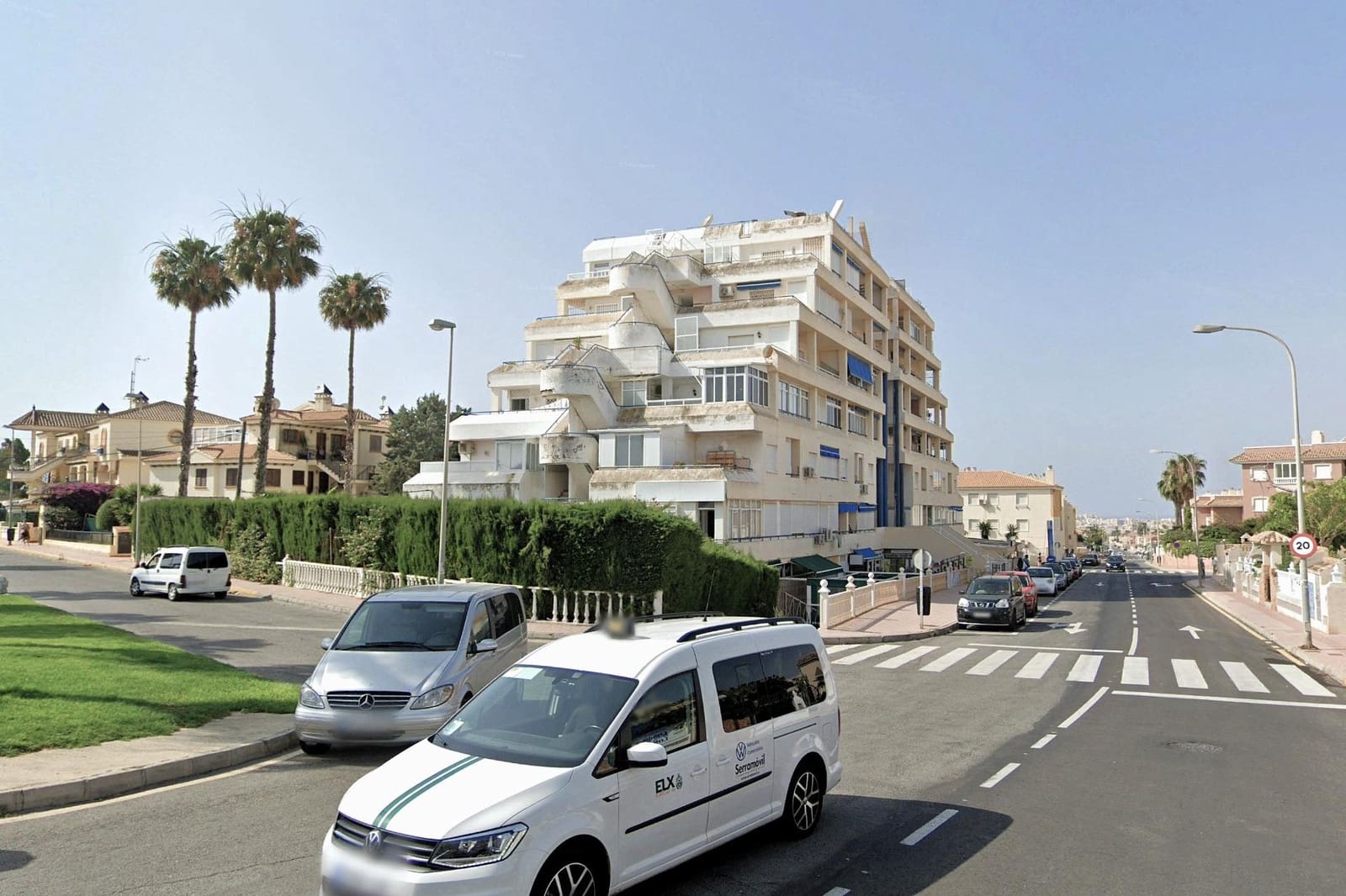 2 makuuhuone Huoneisto myytävänä paikassa Torrevieja mukana uima-altaan - 220 000 € (Ref: 9871986)