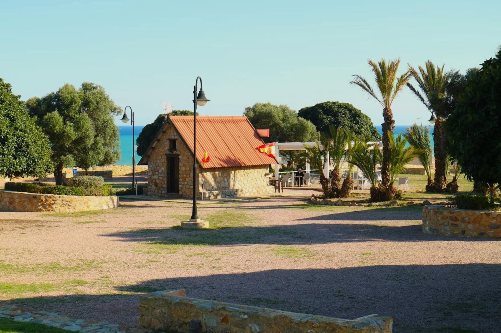 2 makuuhuone Huoneisto myytävänä paikassa Torrevieja mukana uima-altaan - 220 000 € (Ref: 9871986)
