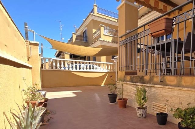 3 soverom Rekkehus til salgs i Aguas Nuevas, Torrevieja med svømmebasseng - € 279 000 (Ref: 9871987)
