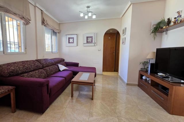 3 soverom Rekkehus til salgs i Aguas Nuevas, Torrevieja med svømmebasseng - € 279 000 (Ref: 9871987)